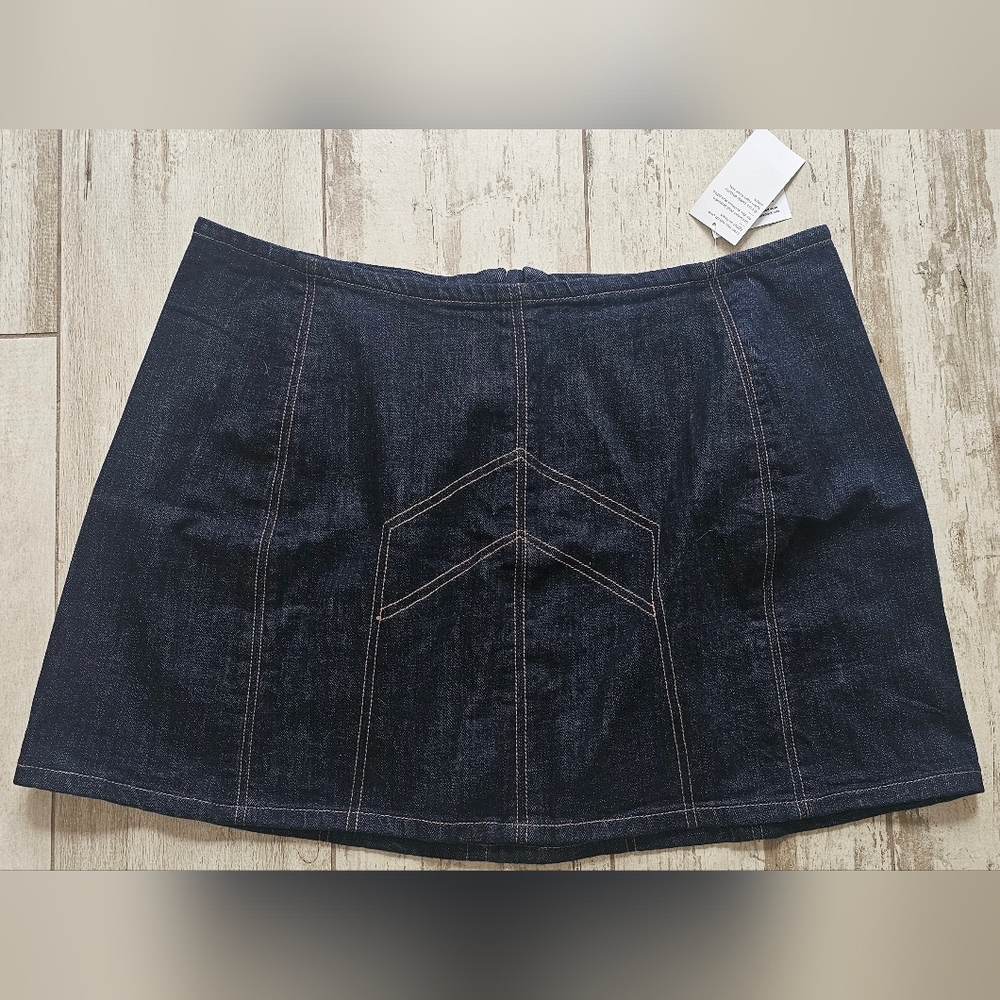 Anna Sui NWT Old Navy Dark Blue Mini Skirt Chevron XL